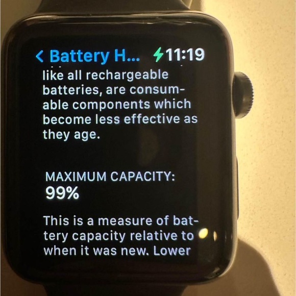 Apple Watch Series 3 - rarely used - Picture 5 of 5